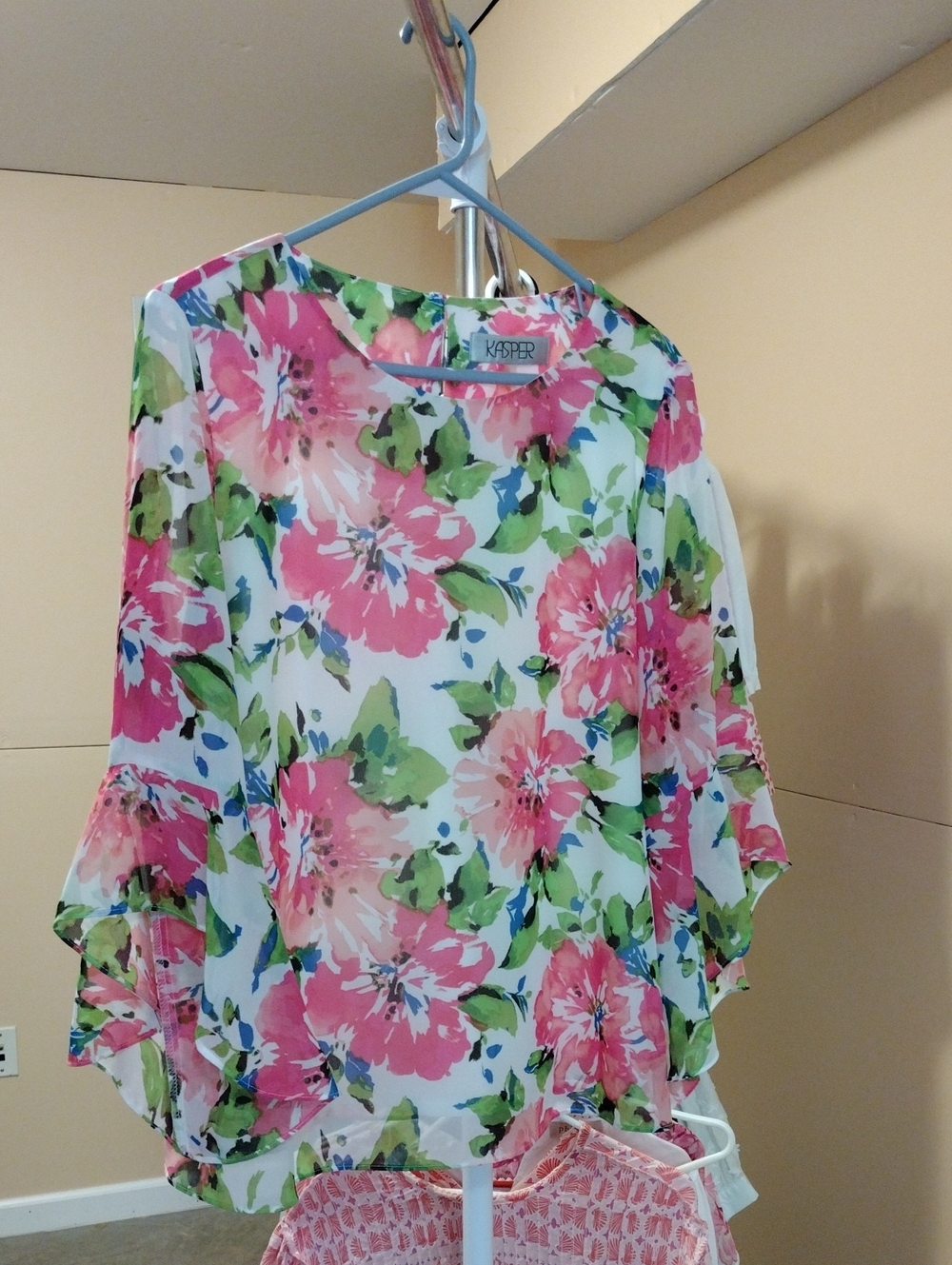 Kasper White Sheer Pink Floral Blouse with Green Leaves